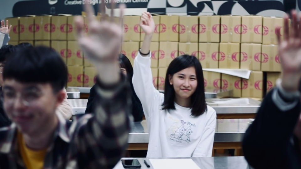 起立敬禮老師好